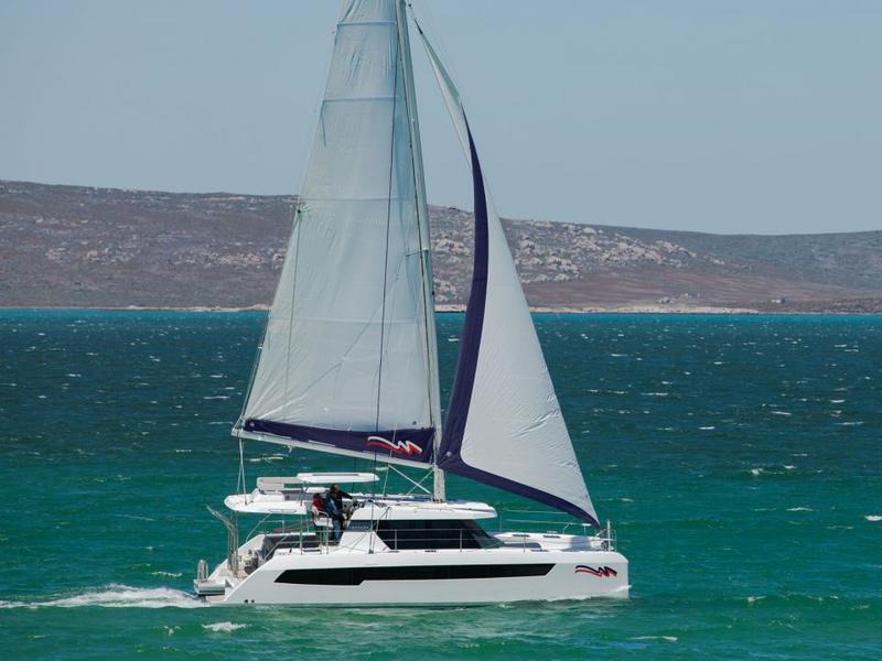 Book yachts online - catamaran - Moorings 4200/4 -  - rent