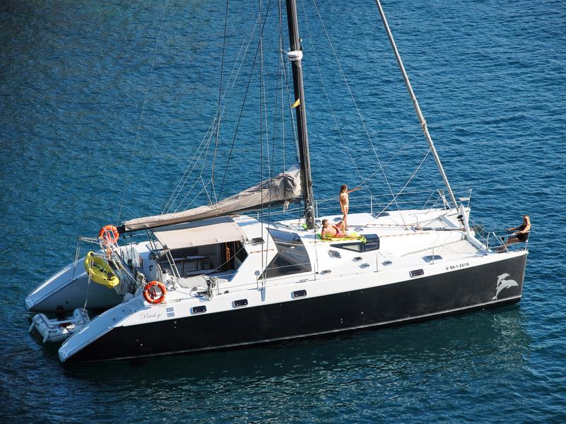Book yachts online - catamaran - Privilege 51 - Montagu - rent