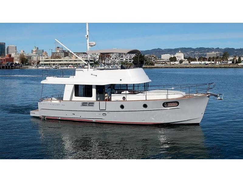 Book yachts online - motorboat - Swift Trawler 44 Fly - Torongo - rent