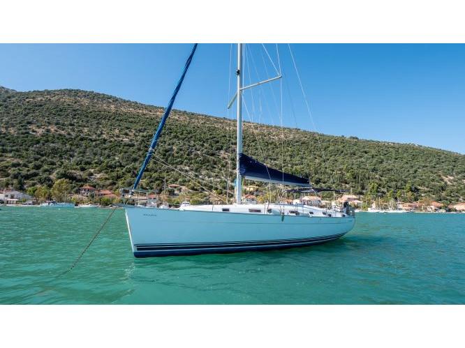 Book yachts online - sailboat - Beneteau 43 - ROUALEYN - rent