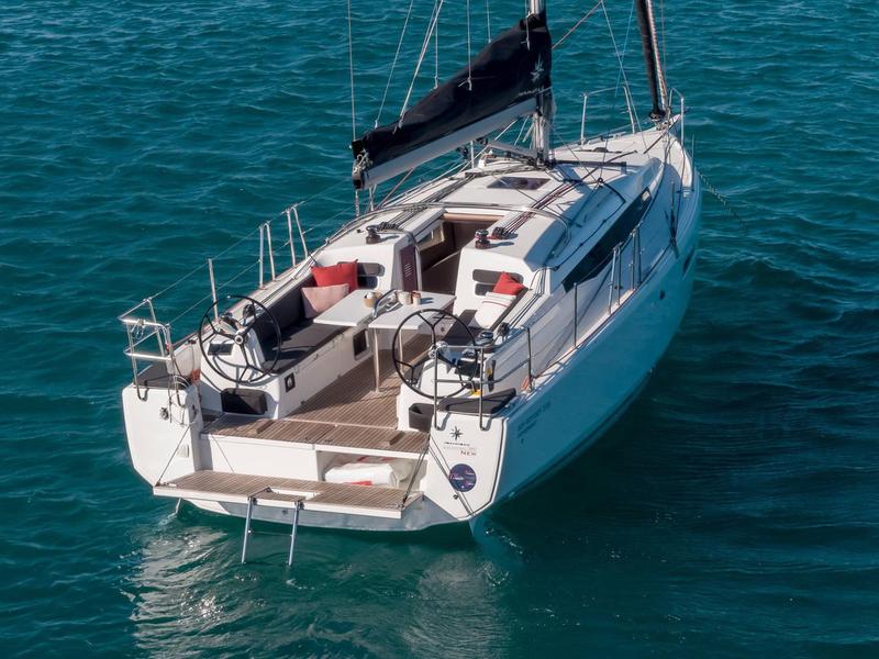 Book yachts online - sailboat - Sun Odyssey 380 - Lidija - rent