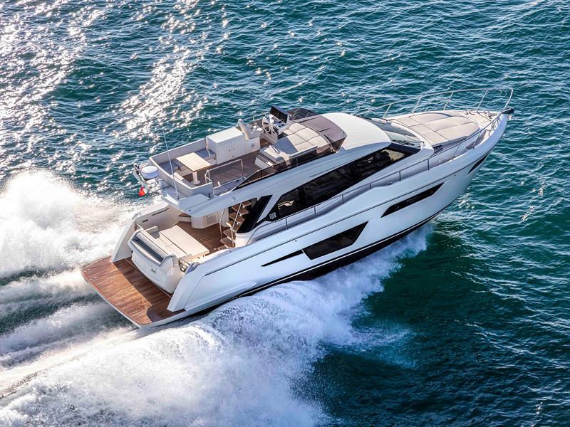 Book yachts online - motorboat - Ferretti 500 - DDM29 - rent