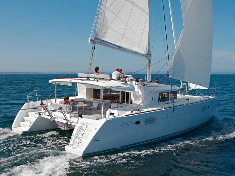 Book yachts online - catamaran - Lagoon 450F - Cahuenga - rent