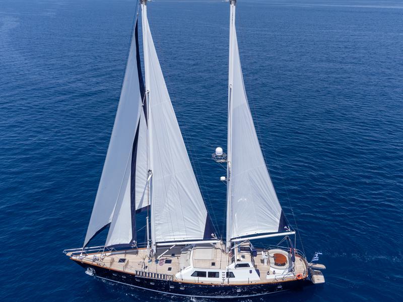 Book yachts online - other - CCYD 85 - Spirit L - rent