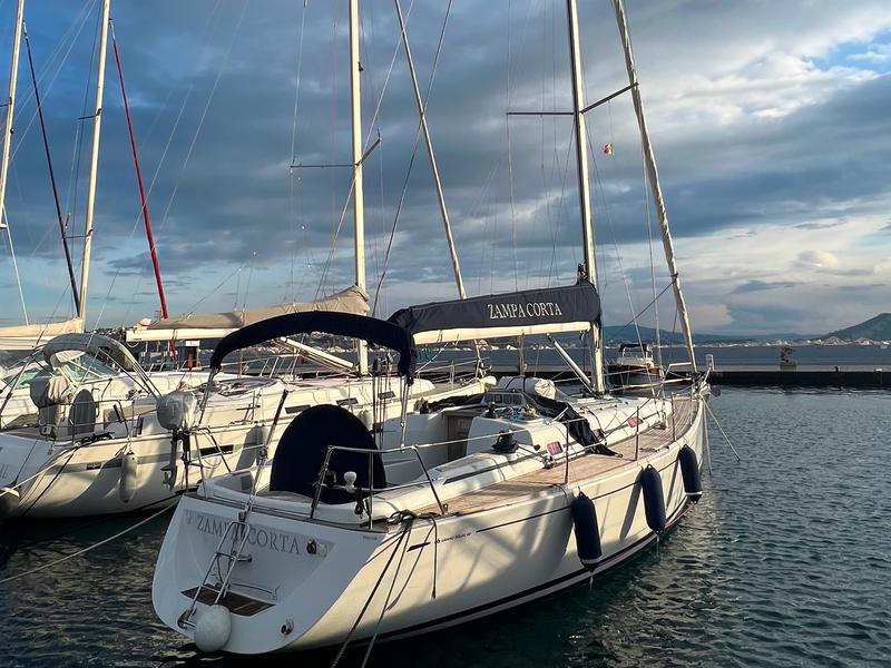 Book yachts online - sailboat - Grand Soleil 40 - Zampa Corta - rent