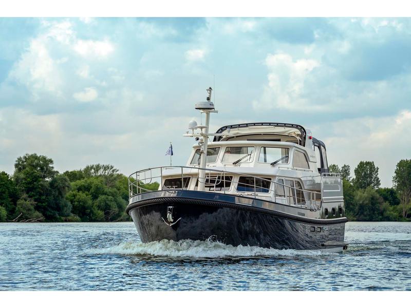 Book yachts online - motorboat - Linssen Grand Sturdy 450 Variotop - Bellavista - rent