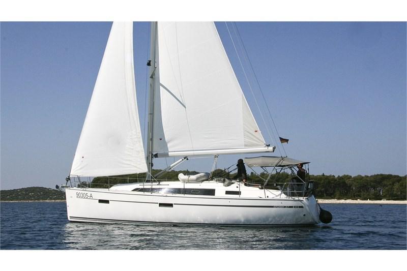 Book yachts online - False - Bavaria Cruiser 37 (2Cab) - Swing - rent