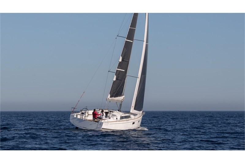 Book yachts online - False - Oceanis 38.1 (3Cab) - Tena - rent