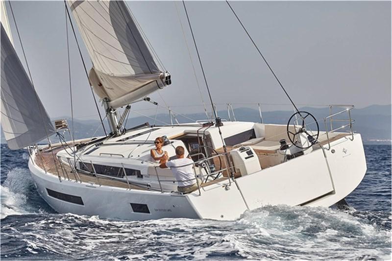 Book yachts online - False - Sun Odyssey 490 (4Cab) - Porto Fino - rent