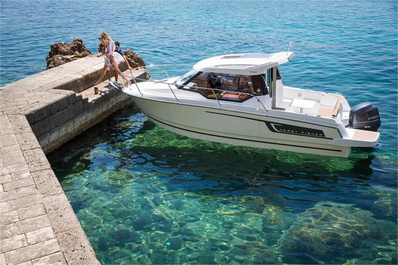 Book yachts online - False - Merry Fisher 795 - Tena - rent
