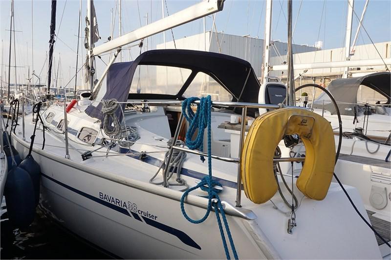 Book yachts online - False - Bavaria 38 Cruiser (3Cab) - Matilde - rent