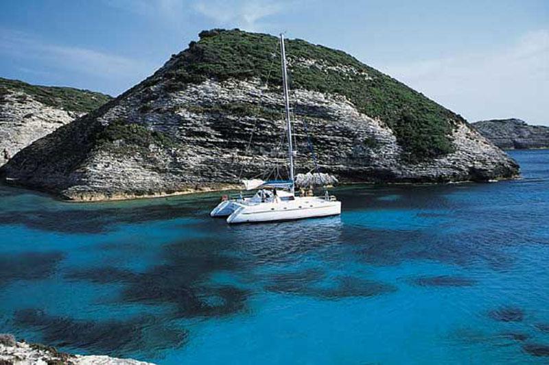 Book yachts online - False - Belize 43 (4Cab) - Piropo (Radazul) - rent
