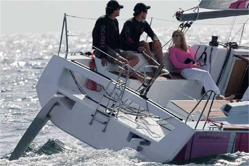 Book yachts online - False - First 30 - ICA - rent