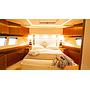 Book yachts online - motorboat - Manhattan 73 - A Cloudy Bay - rent