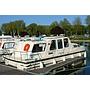 Book yachts online - motorboat - Riviera 920 - CHALLUY FR - rent