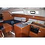 Book yachts online - sailboat - Bavaria 37 Cruiser - Hana - rent