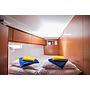 Book yachts online - sailboat - Bavaria Cruiser 46 - Lovro - rent