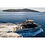 Book yachts online - motorboat - Explorer 62 - Niko - rent