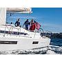 Book yachts online - sailboat - Sun Odyssey 440 - Jolly Roger - rent