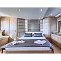 Book yachts online - motorboat - Ferretti 620 - Kimon - rent