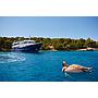 Book yachts online - motorboat - Motoryacht - Lupus Mare - rent