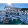 Book yachts online - catamaran - Lagoon 400 S2 - Victoria - rent