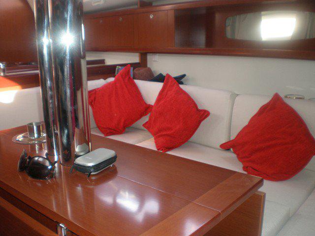 Book yachts online - sailboat - Oceanis 34 - Marilou - rent