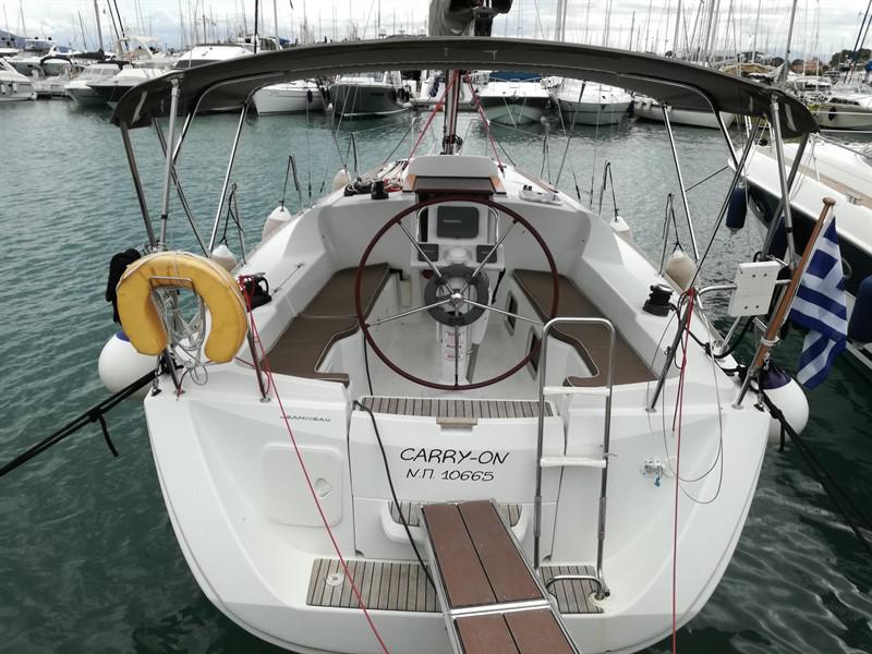 Book yachts online - sailboat - Sun Odyssey 33i - Carry On - rent