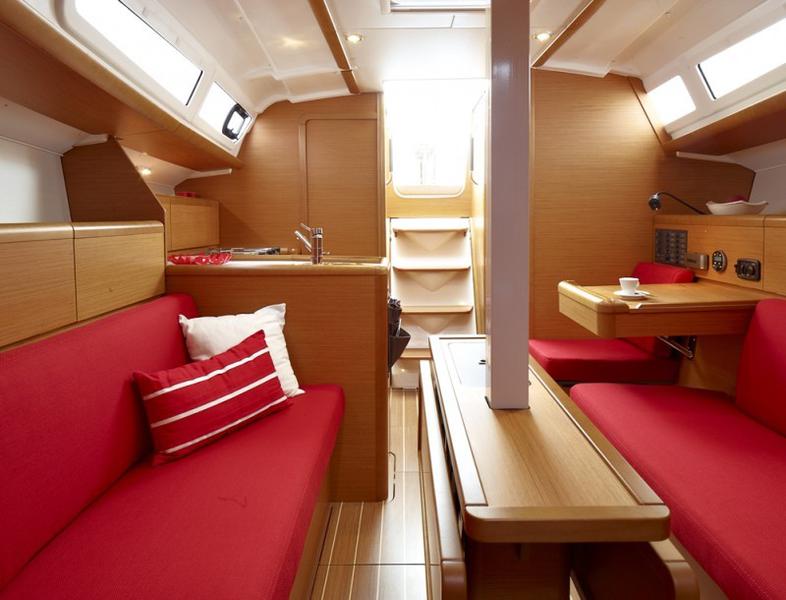 Book yachts online - sailboat - Sun Odyssey 33i - Carry On - rent