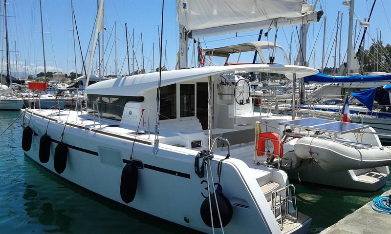 Book yachts online - catamaran - Lagoon 39 - Le Grand Bleu - rent