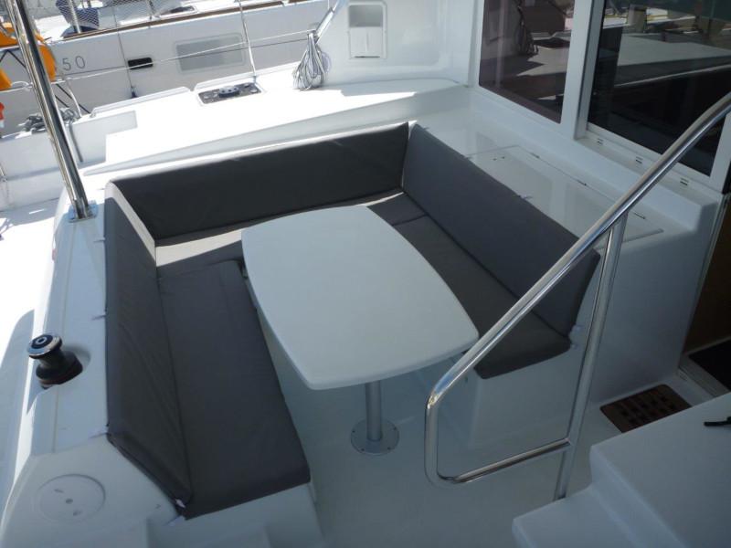 Book yachts online - catamaran - Lagoon 421 (4+1 cab.) - Allegria - rent