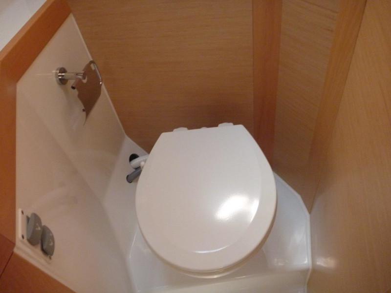 Book yachts online - catamaran - Lagoon 40 (3+2 cab.) - Family - rent