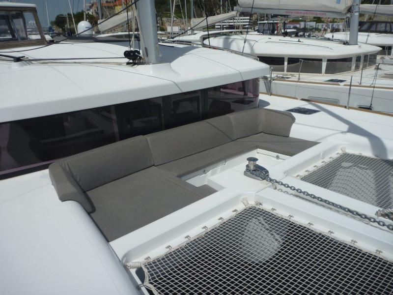 Book yachts online - catamaran - Lagoon 450 Sport (4+2 cab.) - Oryx - rent