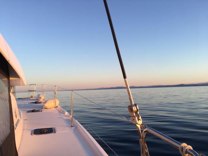 Book yachts online - catamaran - Lagoon 42 (3+2 cab.) - Skyfall - rent
