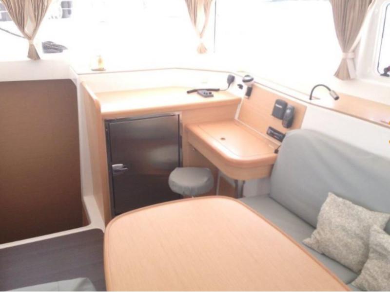 Book yachts online - catamaran - Lagoon 421 (4+1 cab.) - Patch Work - rent