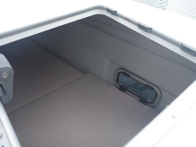 Book yachts online - catamaran - Lagoon 40 (4+2 cab.) - Mare Negroni - rent