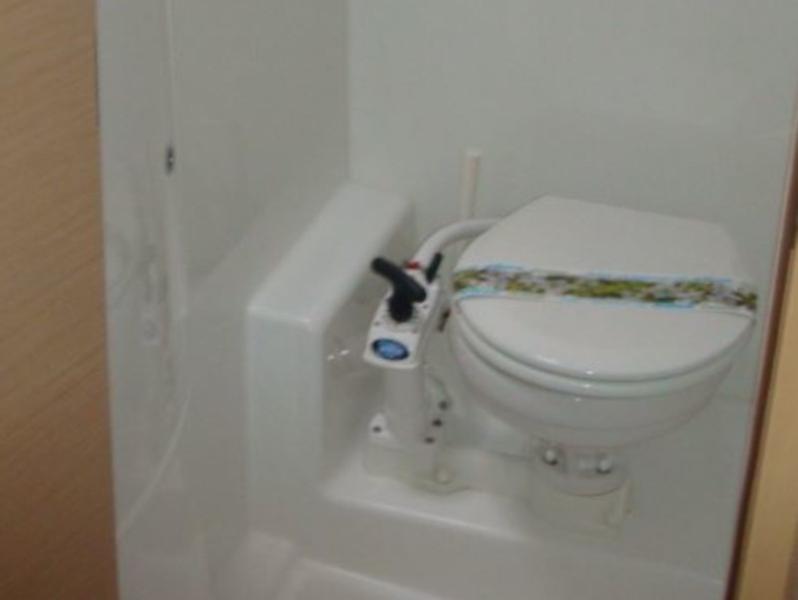 Book yachts online - catamaran - Lagoon 400 (4+2 cab.) - Cool Cat - rent