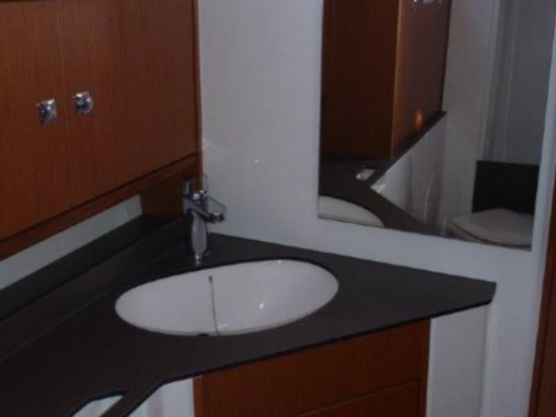 Book yachts online - sailboat - Bavaria 33 Cruiser - Cleopatra - rent