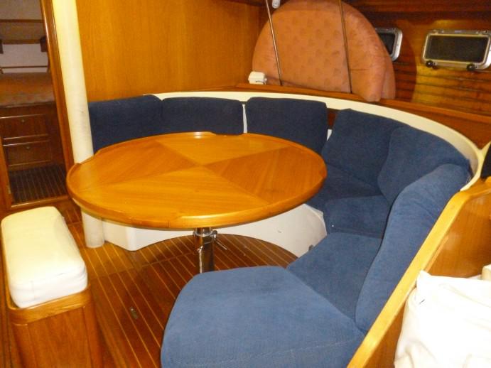 Book yachts online - sailboat - Sun Odyssey 42 - Theresa - rent