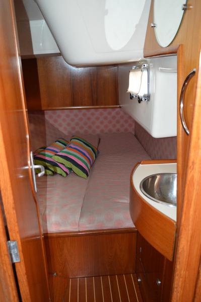 Book yachts online - sailboat - Sun Odyssey 42 - Theresa - rent