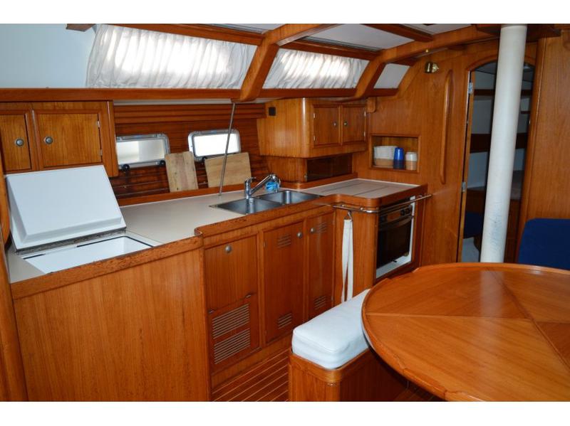 Book yachts online - sailboat - Sun Odyssey 42 - Theresa - rent