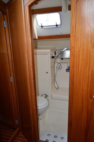 Book yachts online - sailboat - Sun Odyssey 42 - Theresa - rent