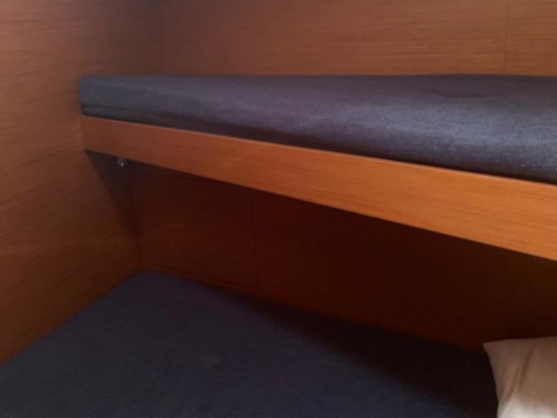 Book yachts online - sailboat - Sun Odyssey 449 - Nashira - rent