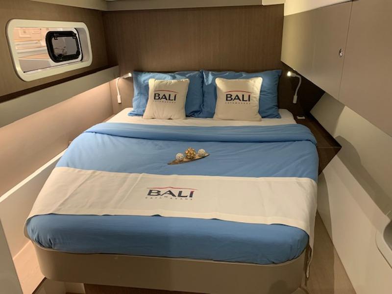 Book yachts online - catamaran - Bali Catspace - Zaurak - rent