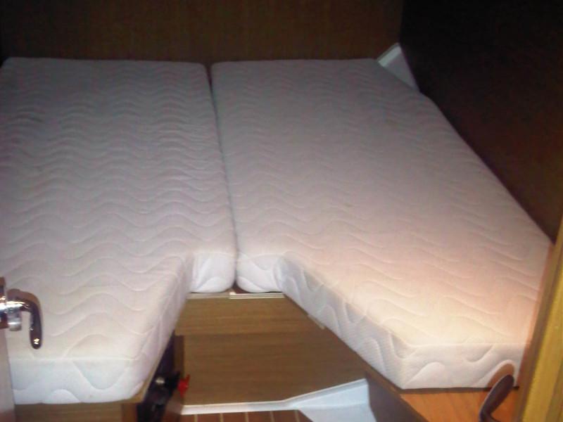 Book yachts online - sailboat - Jeanneau 53 - Claudia - rent