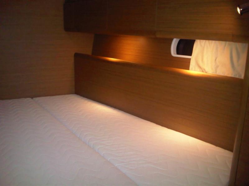 Book yachts online - sailboat - Jeanneau 53 - Claudia - rent