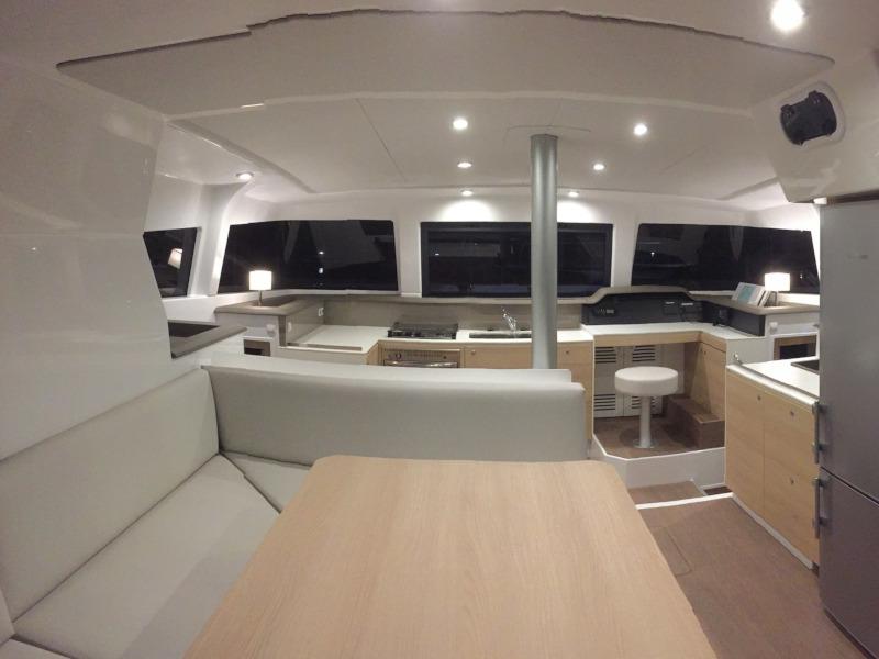 Book yachts online - catamaran - Bali 4.0 - Electra - rent