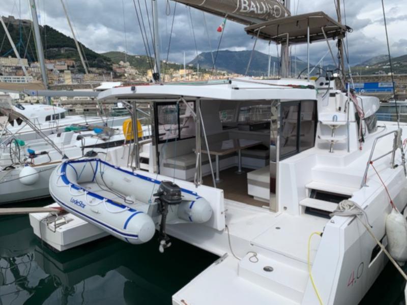 Book yachts online - catamaran - Bali 4.0 - Electra - rent