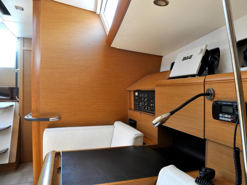 Book yachts online - sailboat - Sun Odyssey 439 - Roberta - rent