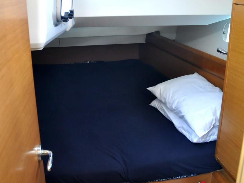 Book yachts online - sailboat - Sun Odyssey 439 - Roberta - rent